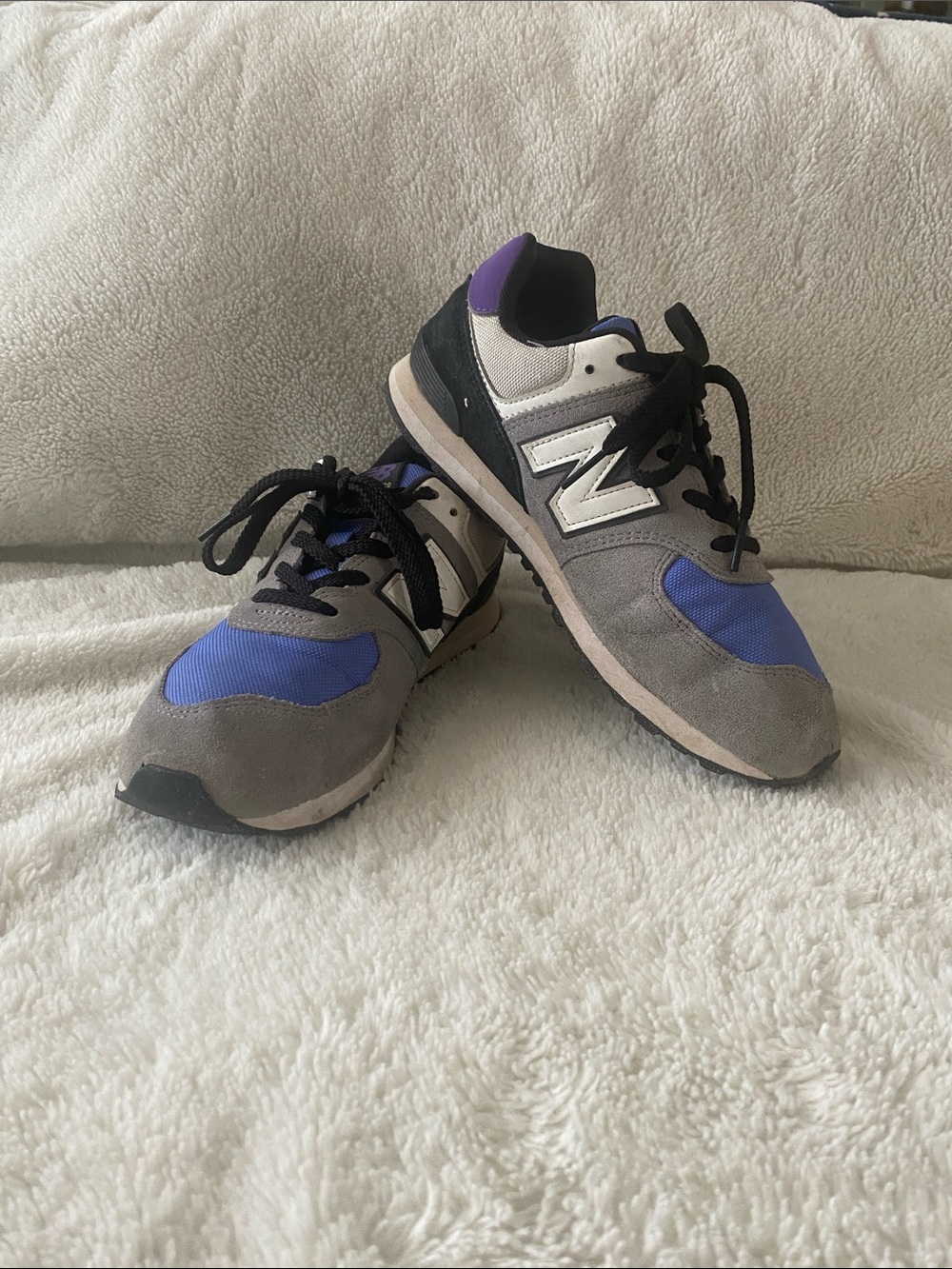 New Balance Men's Gray, Purple and Blue Athletic Sneakers